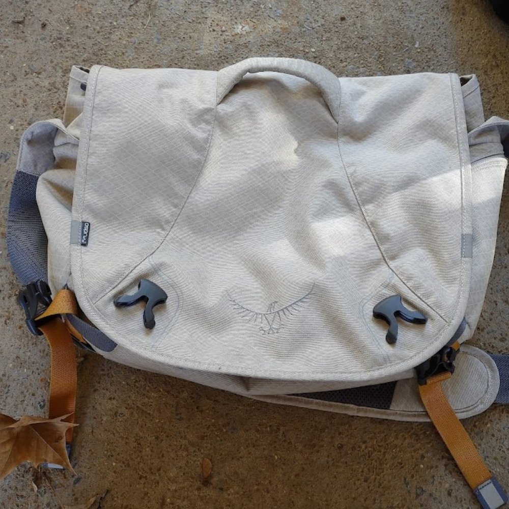 Osprey Messenger Bag